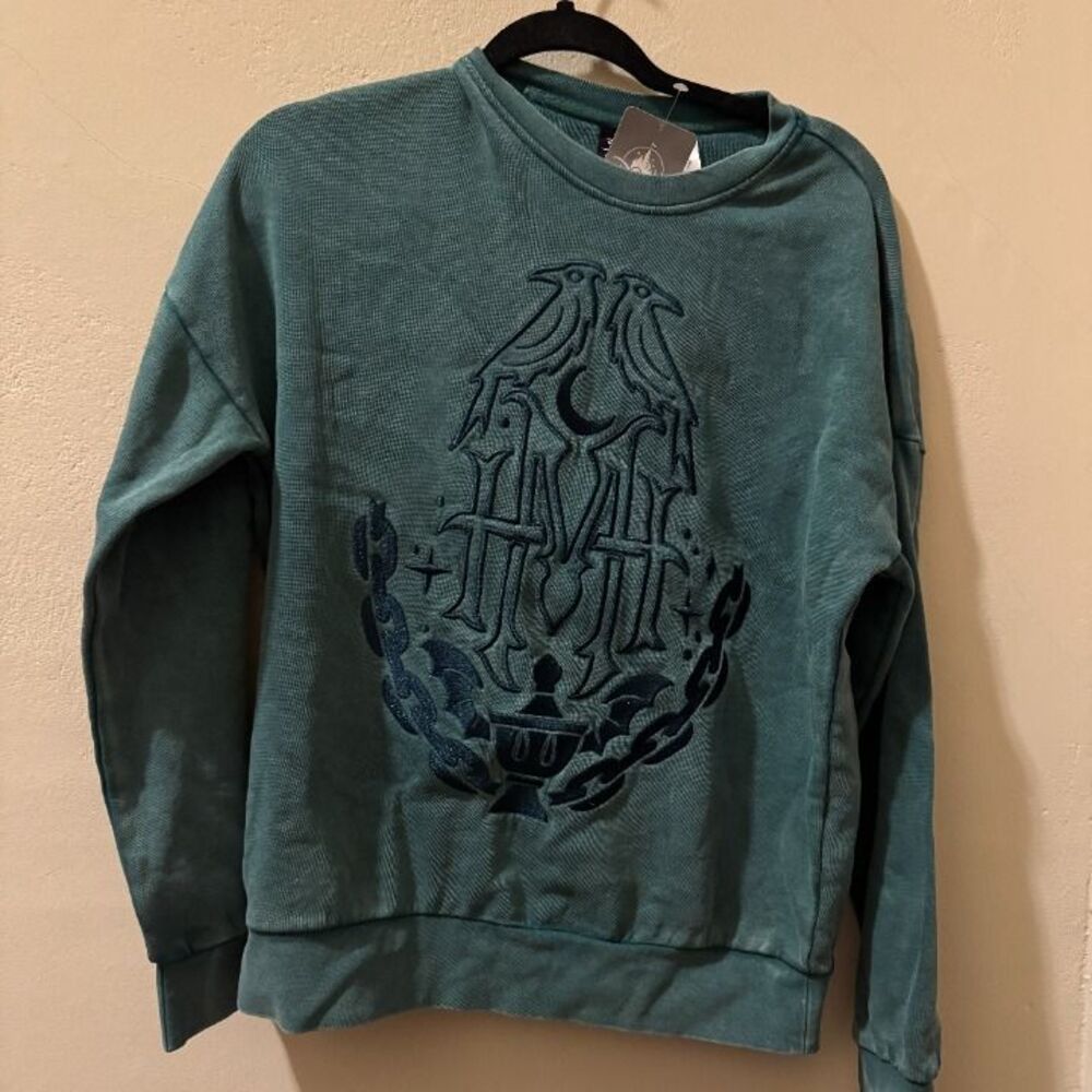 NWT Haunted Mansion Pullover